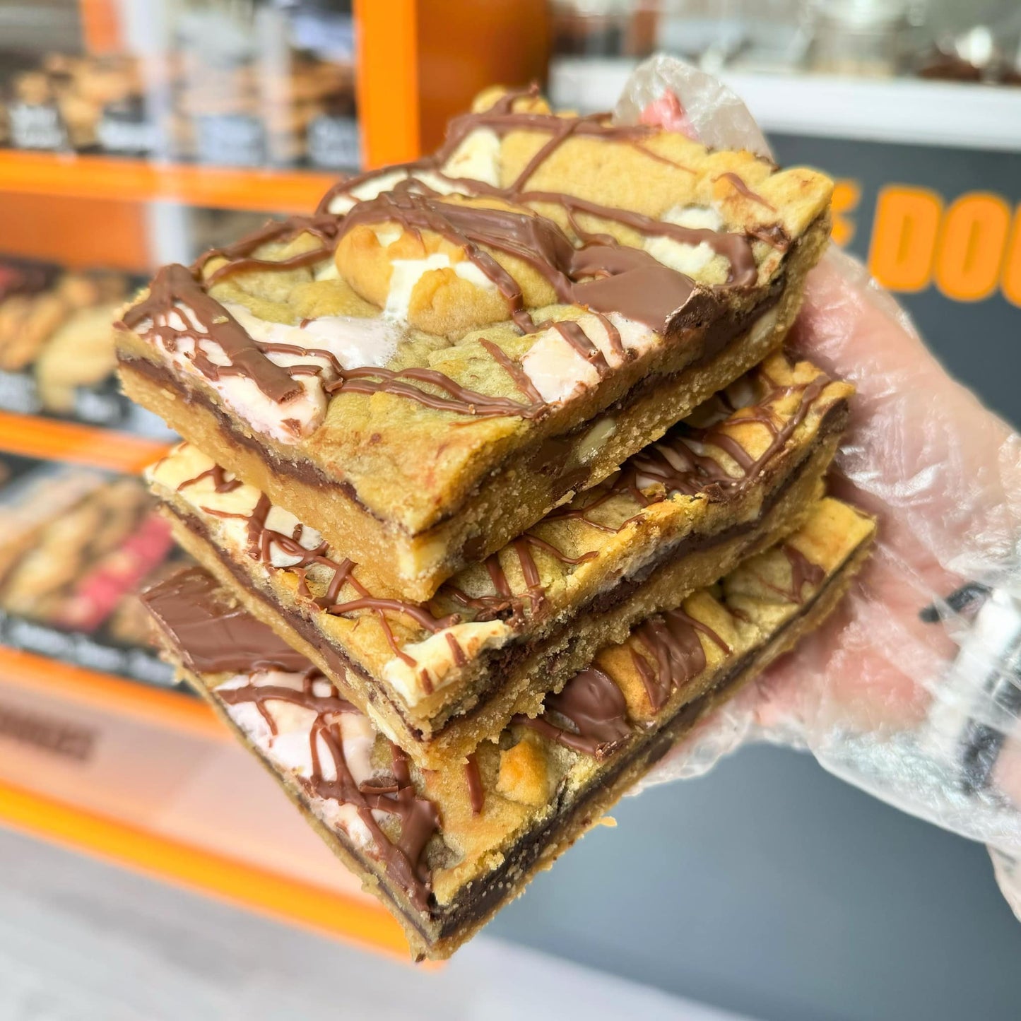 S'mores Cookie Bar image 0