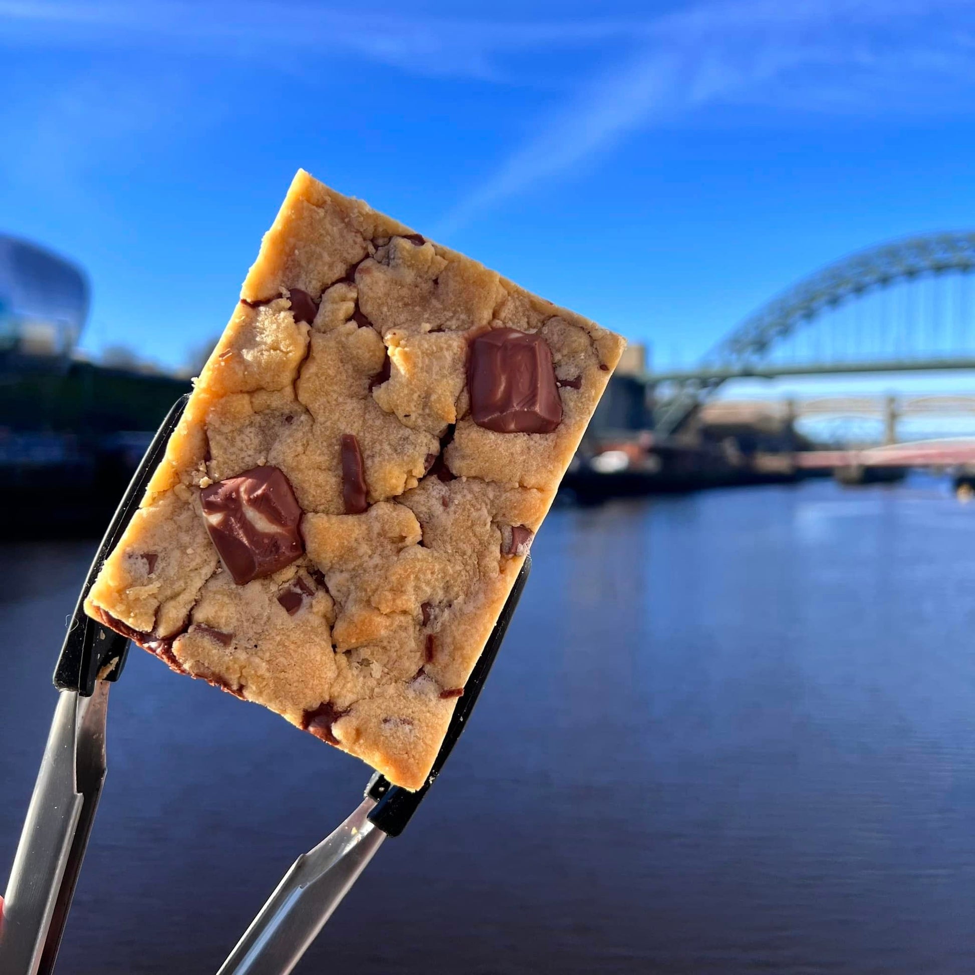 Kinderella Cookie Bar image 0